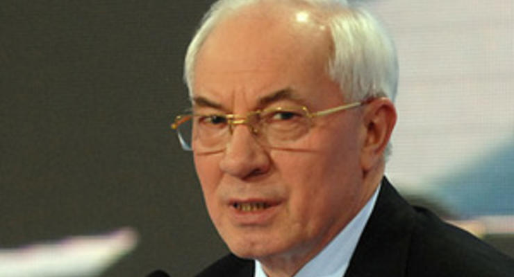 Азаров возмущен высказываниями главы Роспотребнадзора в свой адрес