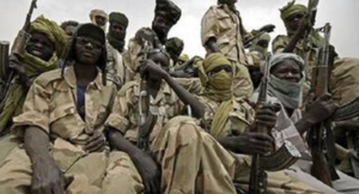 В Дарфуре боевики захватили более 50 миротворцев ООН