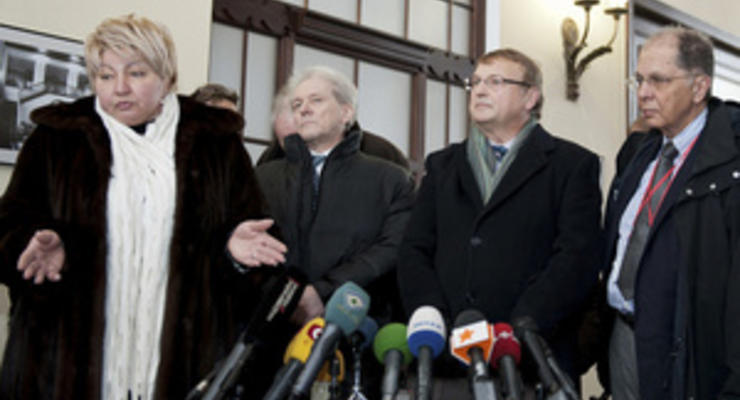 Минздрав просит оппозицию и СМИ не спекулировать на теме болезни Тимошенко