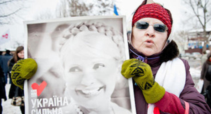Минздрав опроверг заявления канадского врача о запрете власти взять анализы у Тимошенко