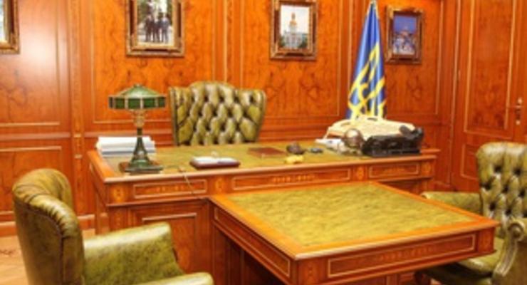 У Януковича появился новый офис на территории его резиденции