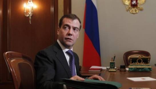 Медведев подписал закон о химической кастрации педофилов