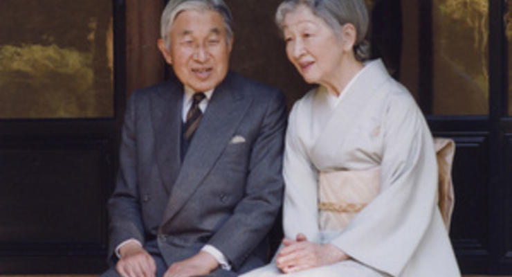 Императора Японии выписали из больницы после операции на сердце