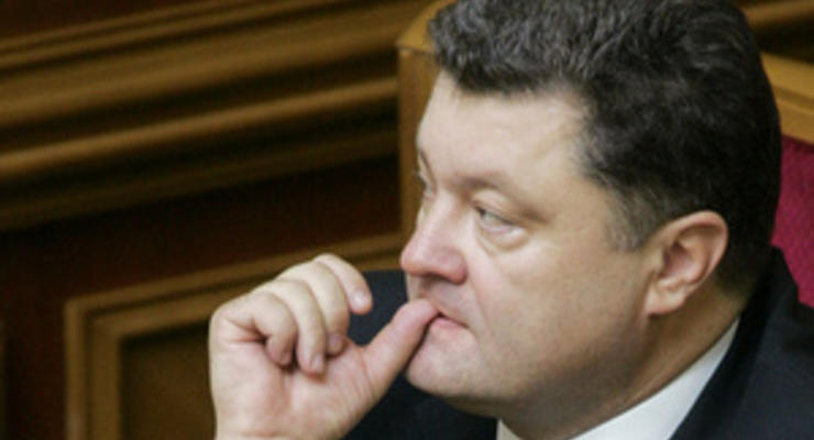 Ефремов: В понедельник Порошенко выходит на работу в должности министра экономики