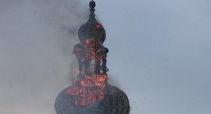 Пожар в колонии строгого режима во Львовской области: сгорел купол колокольни 17 века