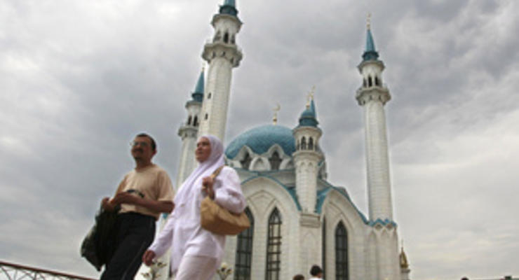 Силы Аллаха хватит на всех: мусульман Казахстана оскорбила водка из России