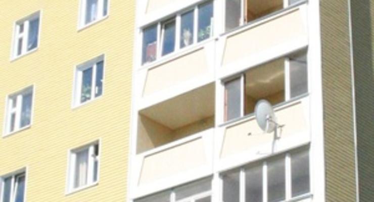 В Москве 16-летняя девушка выпрыгнула из окна
