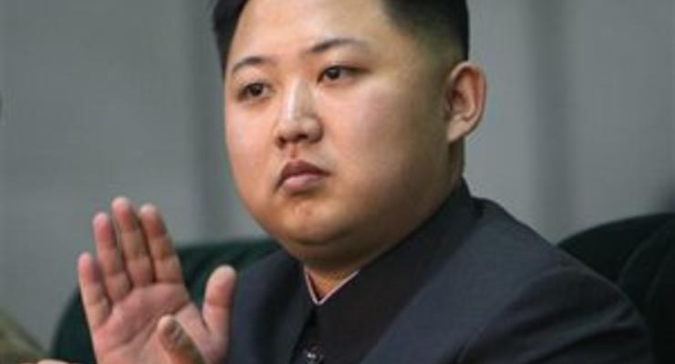 Ким Чен Ун возглавил Трудовую партию КНДР. Ким Чен Ир назван Вечным генсеком