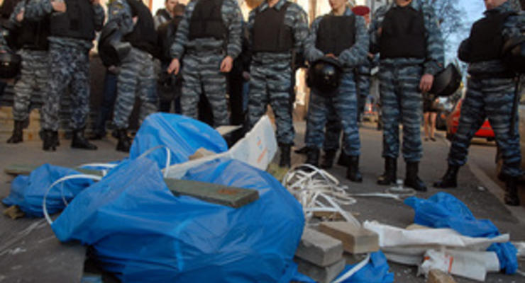 Фотогалерея: Мусор для Ахметова. Киевляне выразили недовольство строительством на Андреевском спуске