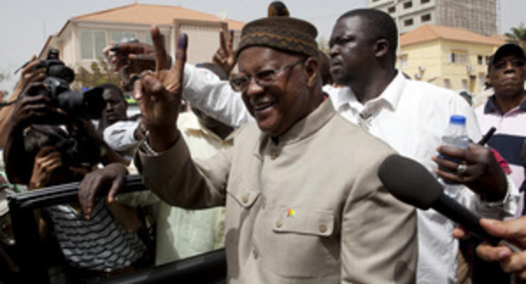 Премьер Гвинеи-Бисау жив, его арестовали военные