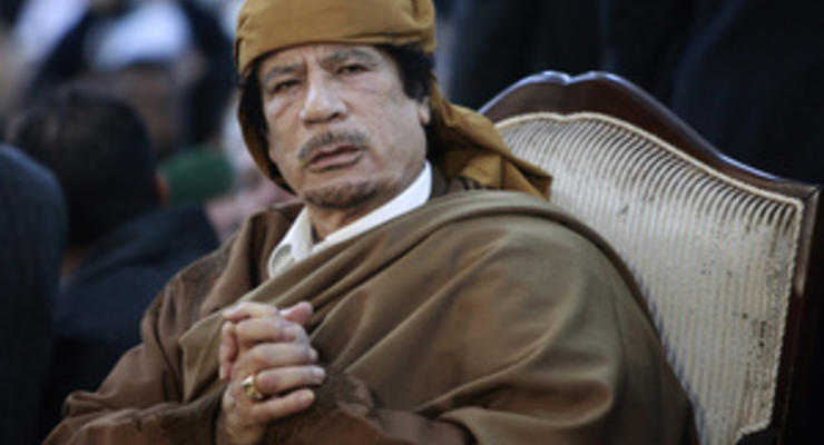Саркози отрицает, что собирался продать Каддафи реактор