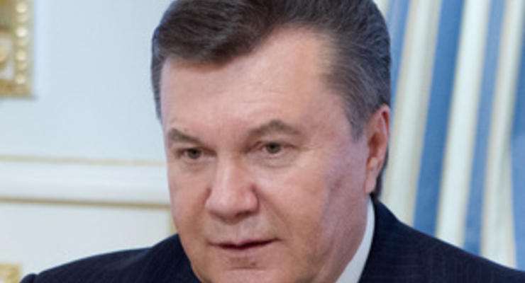 Журналисты не нашли в магазинах книги Януковича