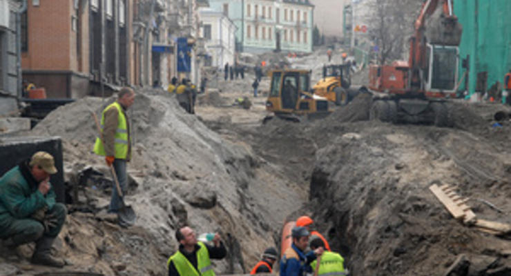 Компания Ахметова планирует завершить демонтаж двух зданий на Андреевском и начать археологические раскопки