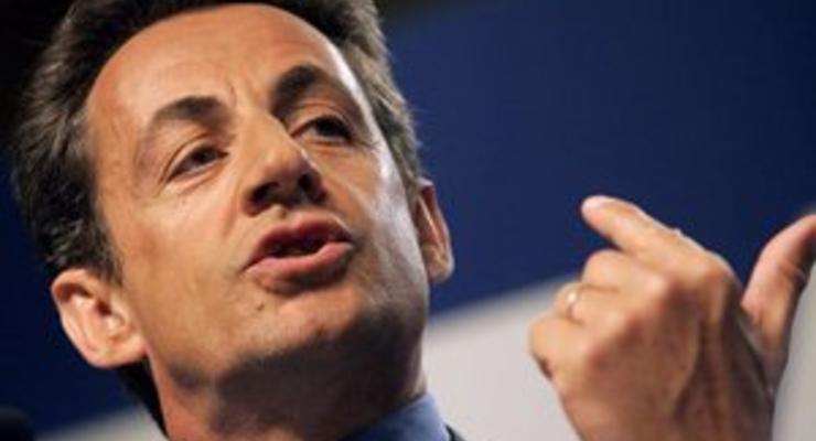 Социологи: Саркози проиграет Олланду во втором туре