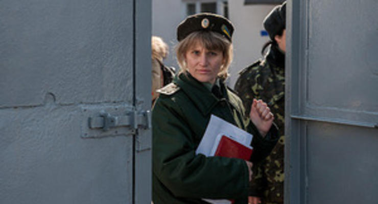 Защитникам позволили встретиться с Тимошенко. Они подтвердили наличие кровоподтеков на ее теле