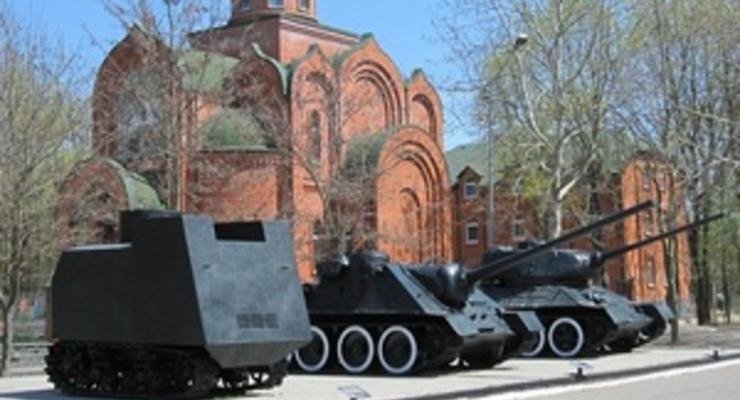 В Одессе советские танки покрасили в цвета Третьего рейха