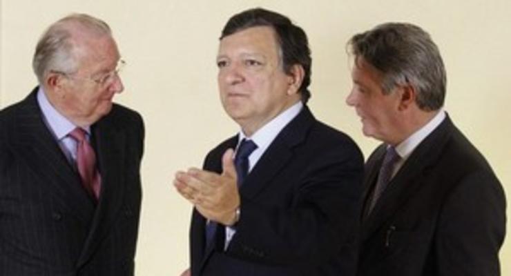 Представительство ЕС в Украине: Никто из еврокомиссаров не намерен посещать Евро-2012