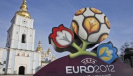 МН: Евро-2012 пройдет с бойкотом