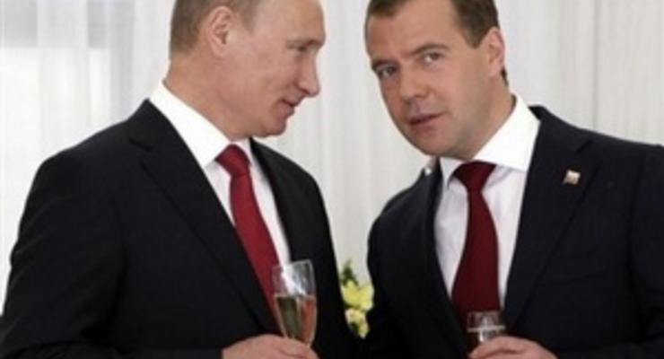 Вместо Путина на саммит Большой восьмерки поедет Медведев