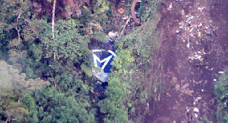 Фотогалерея: Крах надежды. Авиакатастрофа новейшего российского самолета в джунглях Индонезии
