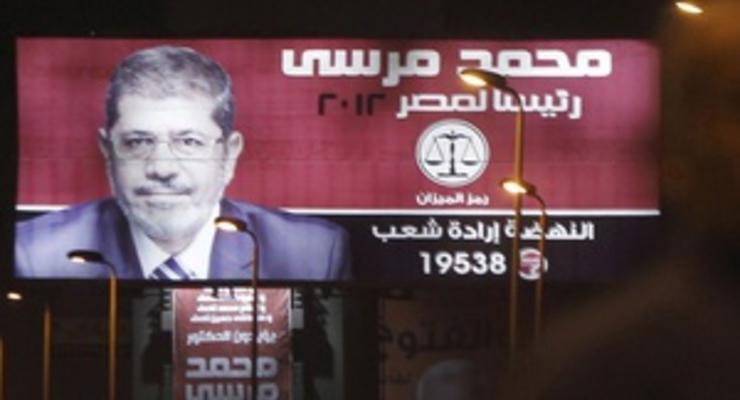 Египет: на выборах лидируют исламист и соратник Мубарака