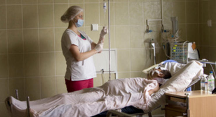 Девять отравленных в Донецке журналистов остаются в больницах