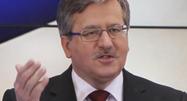 Коморовский намерен провести переговоры с Януковичем перед открытием Евро-2012