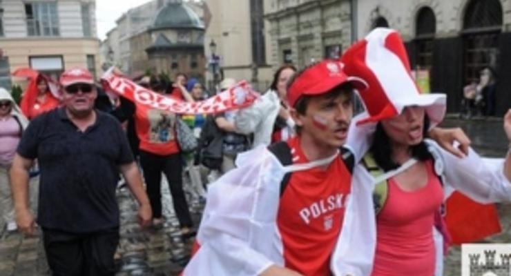 Мэр Львова попросил оппозицию отложить акции протеста на время Евро-2012