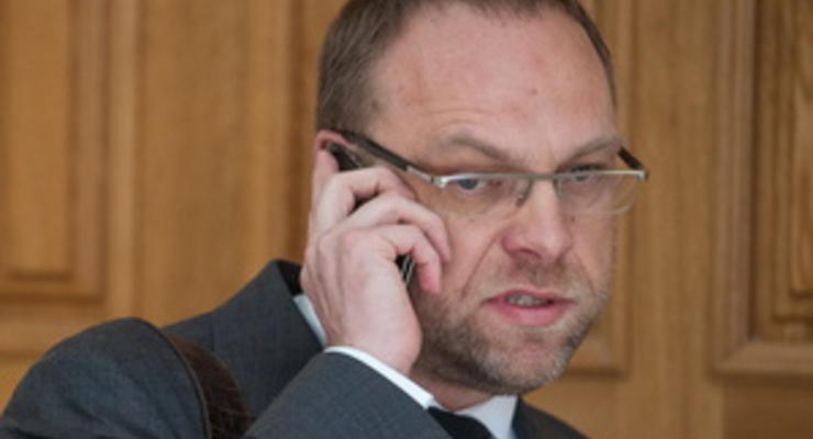 Власенко: Во время предвыборной кампании 2009-го года Кузьмин предупреждал Тимошенко о будущих "заказных" делах