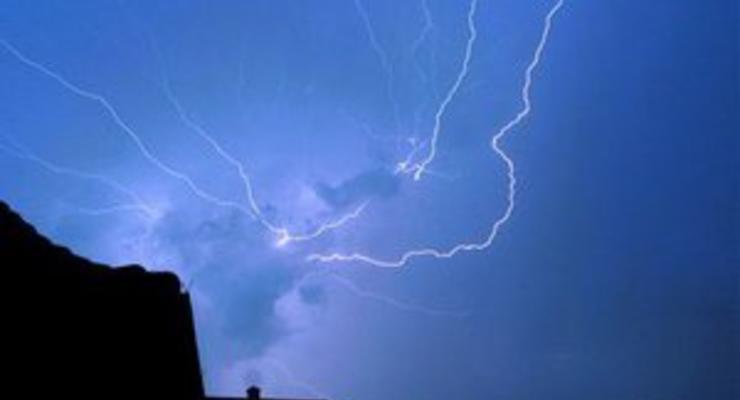 В Херсонской и Харьковской областях от удара молнии погибли два человека
