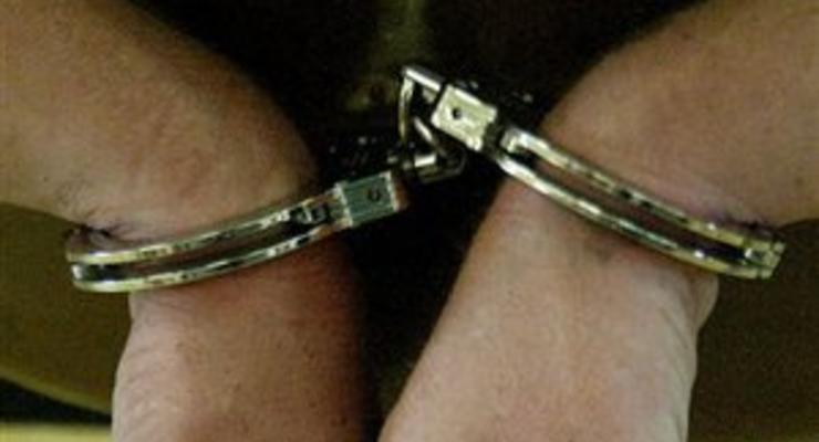 В Харьковской области милиционер может сесть в тюрьму за незаконное использование наручников