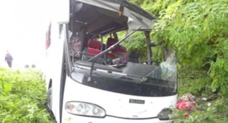 МЧС: Водитель разбившегося автобуса с российскими паломниками скорее всего уснул за рулем