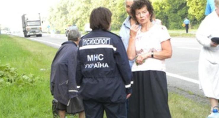 Самолеты с российскими спасателями и психологами прибыли в Черниговскую область