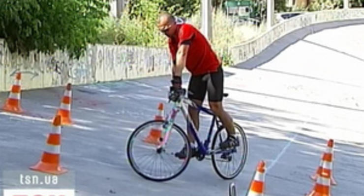 Украинец установил мировой рекорд, удерживая равновесие на велосипеде более пяти часов
