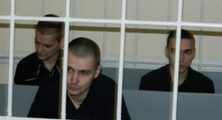Обвиняемый в убийстве Оксаны Макар в суде аплодировал и шутил