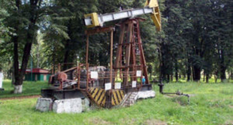 Во Львовской области произошла утечка нефти в реку