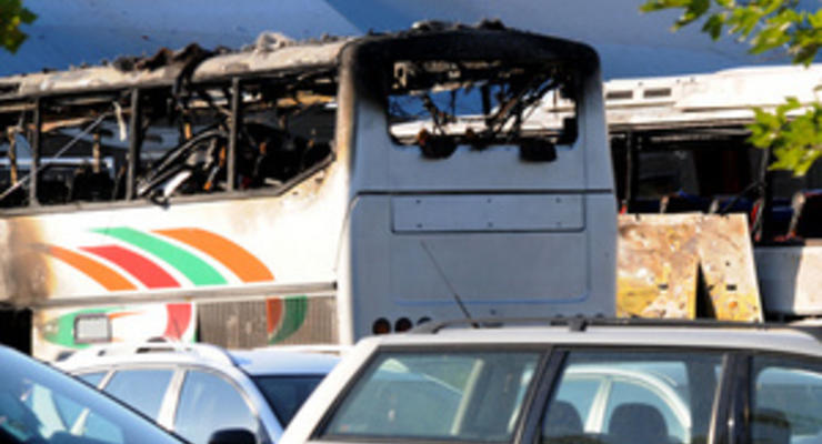 МВД Болгарии: Автобус с израильскими туристами взорвал смертник с фальшивыми американскими документами