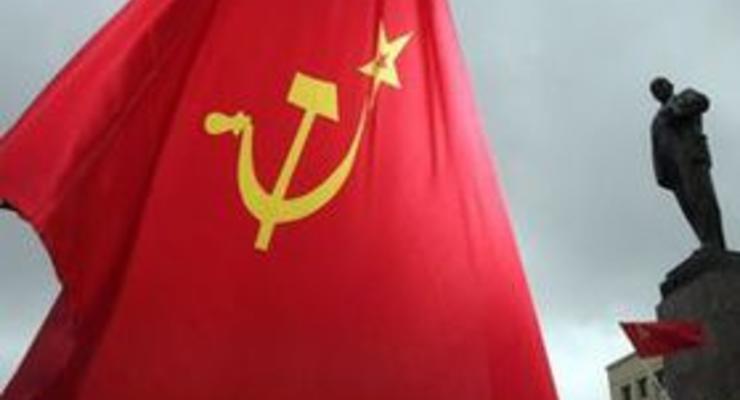 Литовца задержали за вывешенный на балконе флаг СССР