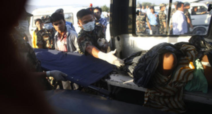 В Непале перевернулся джип с паломниками, погибли 15 человек