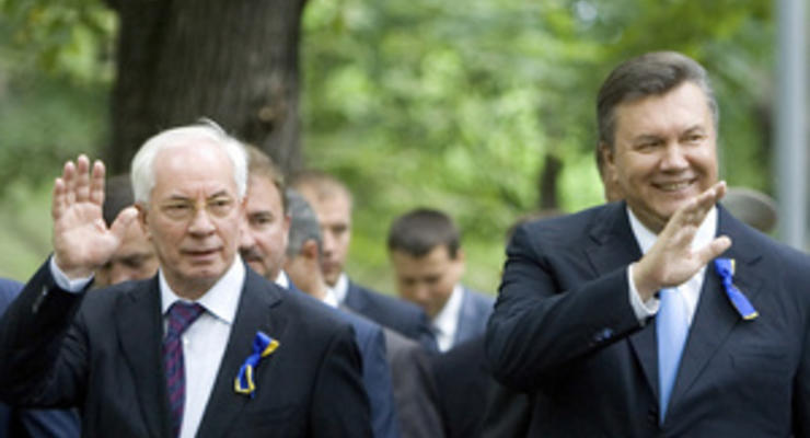 Азаров: Жизнь украинских президента и премьера нельзя назвать нормальной