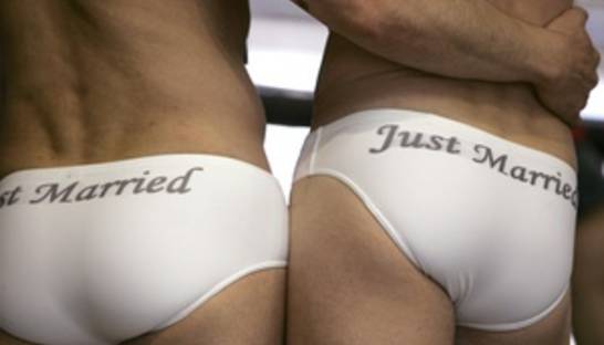 Вконтакте введена регистрация однополых отношений