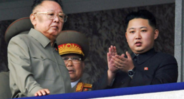 СМИ: Мать Ким Чен Уна тайно проходит лечение в Китае