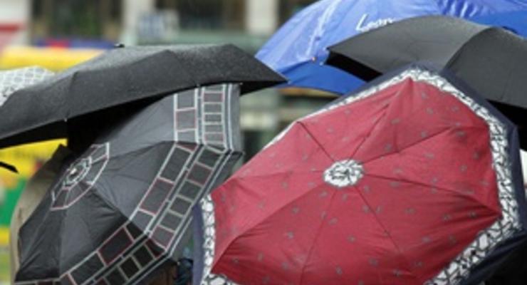 Укргидрометцентр: Дожди и прохлада продержатся до пятницы
