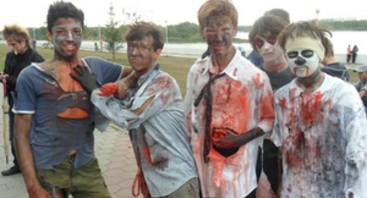 В российском Омске состоялся несанкционированный парад зомби