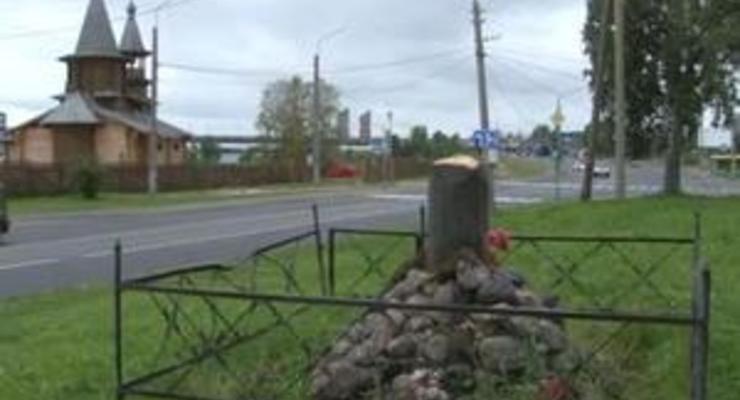 В Архангельске неизвестные срубили крест