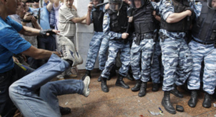 Арестован подозреваемый в избиении милиционеров во время акции против языкового закона
