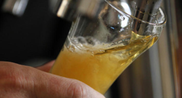 Форма кружки влияет на скорость потребления пива