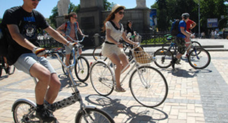 В КГГА обещают в октябре обустроить в столице новые велопарковки