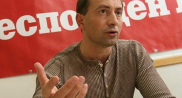 Оппозиция требует от Азарова и правительства уйти в отпуск до выборов