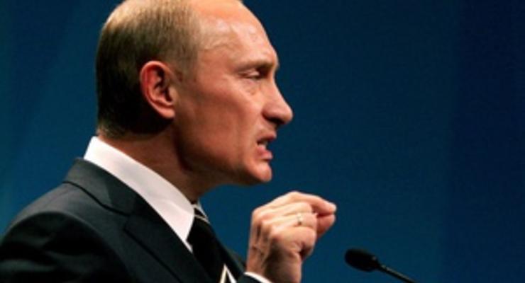 Путин осудил задиристость США и "шабаш" Pussy Riot